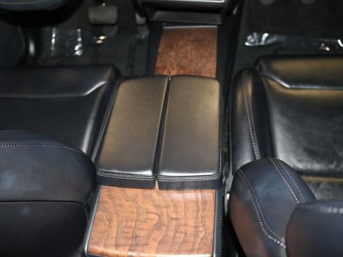 Used 2020 Tesla Model X image 75