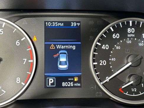 Used 2024 Nissan Sentra S image 18