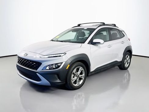 Used 2023 Hyundai Kona SEL w/ Convenience Package AWD/4WD image 2