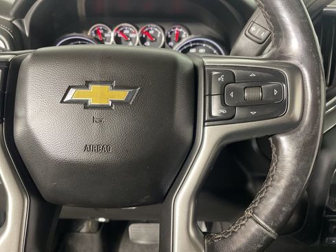 Used 2022 Chevrolet Silverado 2500 LT w/ Convenience Package image 14