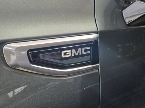 Used 2023 GMC Yukon Denali RWD image 8