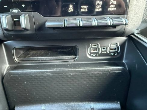 Used 2021 RAM 1500 Big Horn AWD/4WD image 24