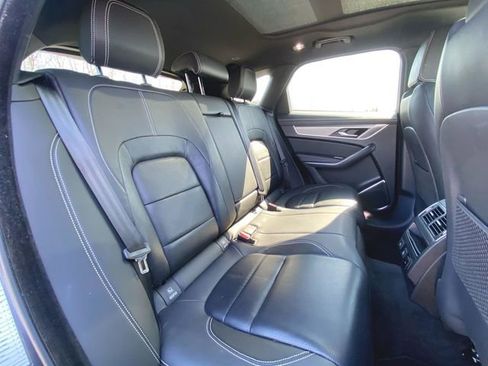 Used 2024 Jaguar F-PACE R-Dynamic S image 28