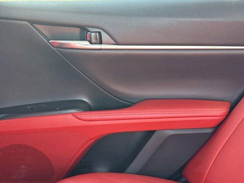 Used 2021 Toyota Camry XSE image 15