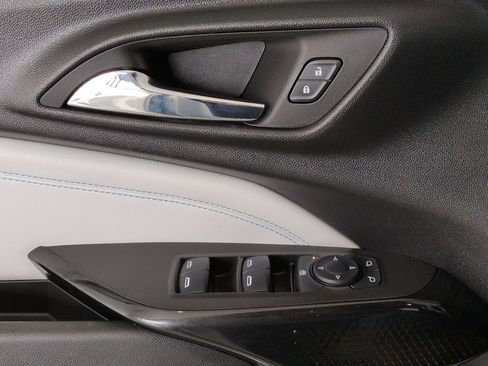 Certified 2024 Chevrolet Trax LT FWD image 21