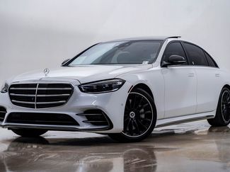 Used 2024 Mercedes-Benz S 580 4MATIC Sedan video 1