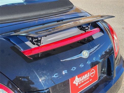 Used 2005 Chrysler Crossfire Limited image 25