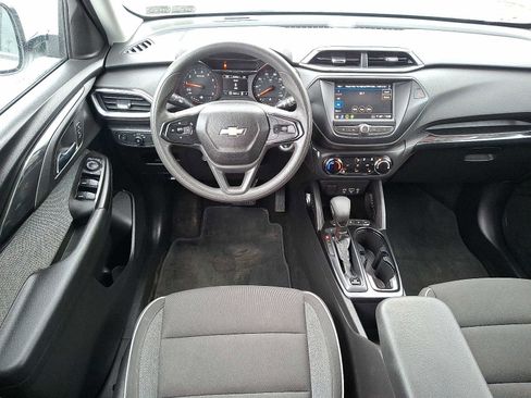Used 2022 Chevrolet TrailBlazer LT image 11