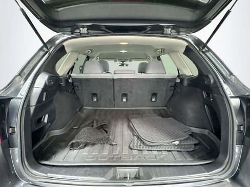 Used 2019 Subaru Outback 2.5i Premium image 23