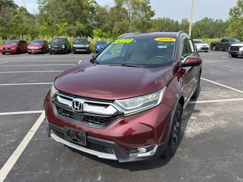 Used 2019 Honda CR-V Touring image 2