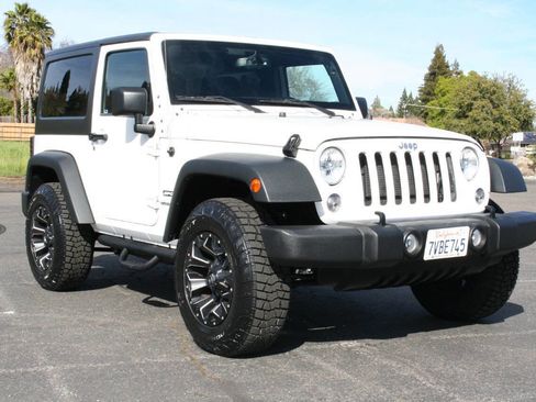 Used 2016 Jeep Wrangler Sport w/ Quick Order Package 24S image 2
