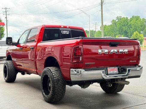Used 2025 RAM 2500 Big Horn AWD/4WD image 5