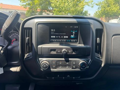 Used 2018 Chevrolet Silverado 1500 W/T w/ Special Service Package AWD/4WD image 15