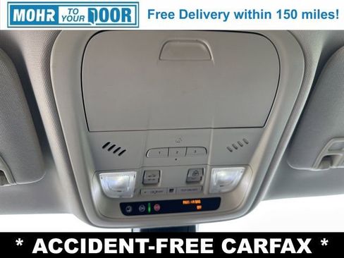 Used 2017 Cadillac XT5 Premium Luxury image 20