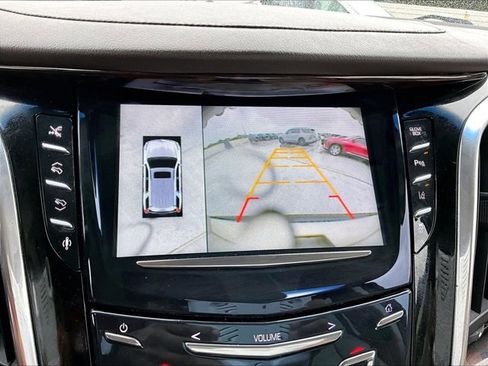 Used 2015 Cadillac Escalade Premium image 23