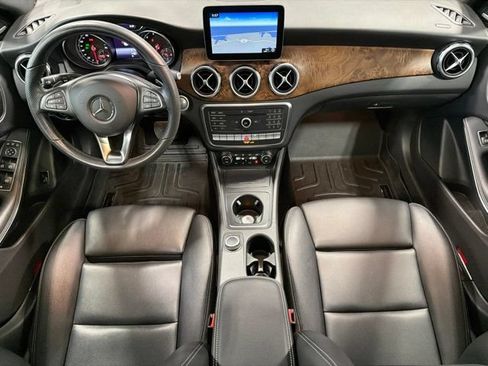 Used 2019 Mercedes-Benz GLA 250 4MATIC image 25