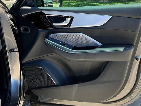 Used 2024 Acura MDX FWD w/ Technology Package image 25