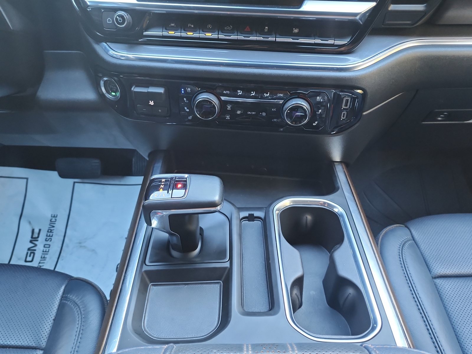 Used 2023 Chevrolet Silverado 1500 High Country AWD/4WD image 11