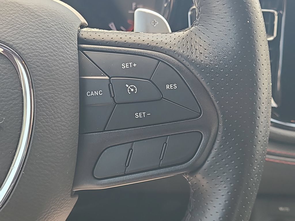 Used 2025 Dodge Durango GT AWD/4WD image 18