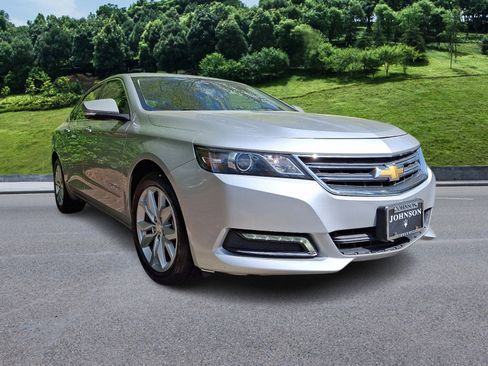 Used 2018 Chevrolet Impala LT image 1