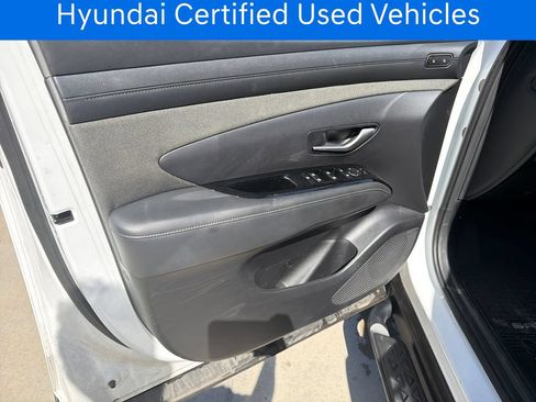 Certified 2025 Hyundai Santa Cruz Limited AWD/4WD image 12