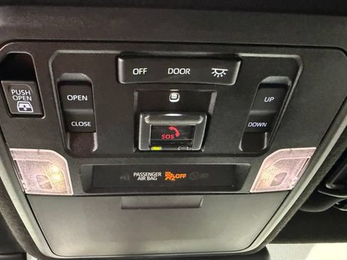 Used 2026 Toyota 4Runner Limited AWD/4WD image 21