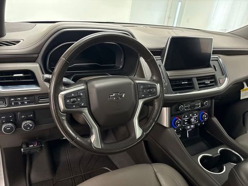 Used 2023 Chevrolet Suburban Z71 w/ Luxury Package image 15