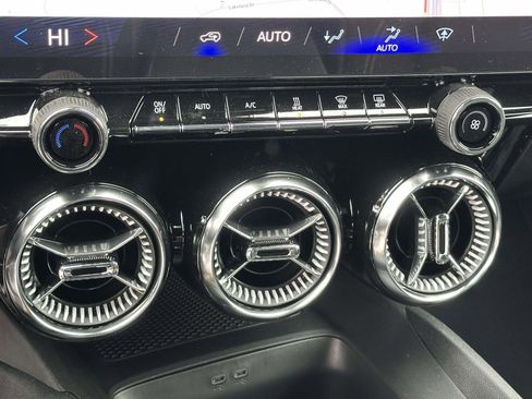 New 2026 Chevrolet Blazer EV LT image 12