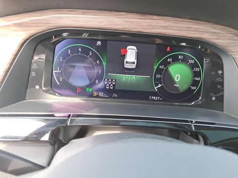 Certified 2024 Volkswagen Atlas SEL AWD/4WD image 20