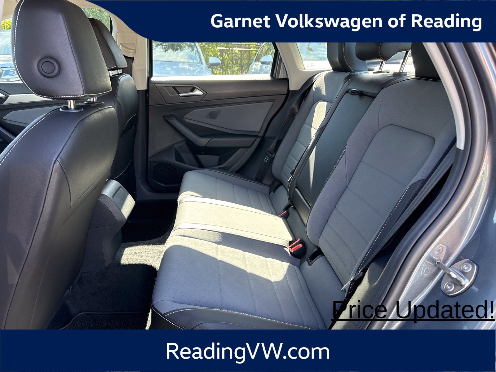 Certified 2025 Volkswagen Jetta SE FWD image 24