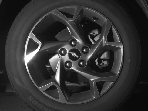 Used 2025 Chevrolet Trax LT w/ LT Convenience Package FWD image 13