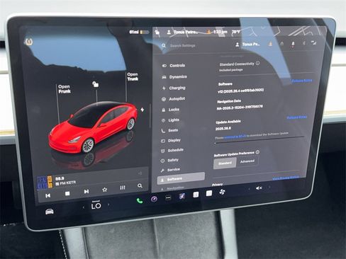 Used 2022 Tesla Model 3 Long Range image 31