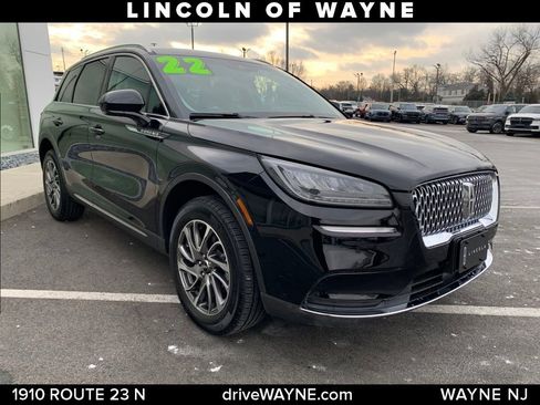 Certified 2022 Lincoln Corsair AWD w/ Equipment Group 101A image 9
