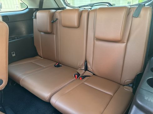 Used 2019 Toyota Highlander Limited Platinum AWD/4WD image 29