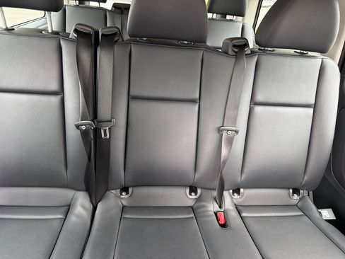 Used 2023 Mercedes-Benz Metris Passenger image 27
