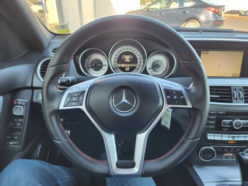Used 2013 Mercedes-Benz C 250 Sedan image 19