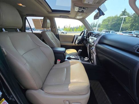 Used 2011 Toyota 4Runner Limited AWD/4WD image 11