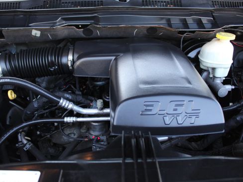 Used 2017 RAM 1500 Big Horn AWD/4WD image 28