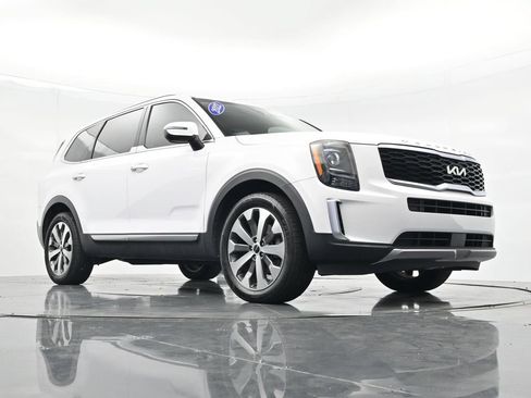 Used 2022 Kia Telluride S AWD/4WD image 29