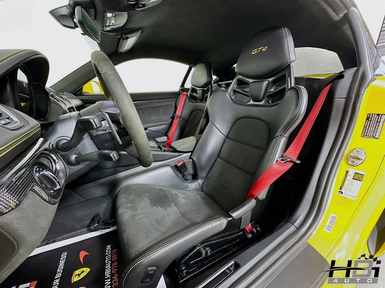 Used 2022 Porsche 718 Cayman GT4 RWD image 15