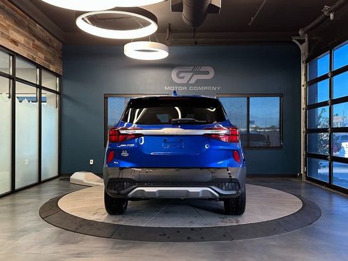 Used 2023 Kia Seltos LX image 4