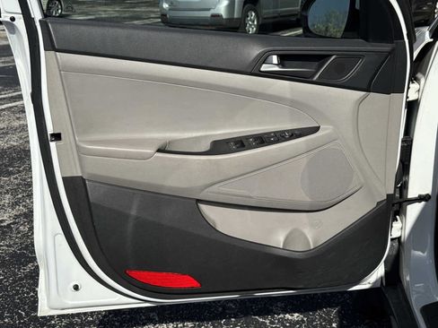 Used 2017 Hyundai Tucson Value image 19