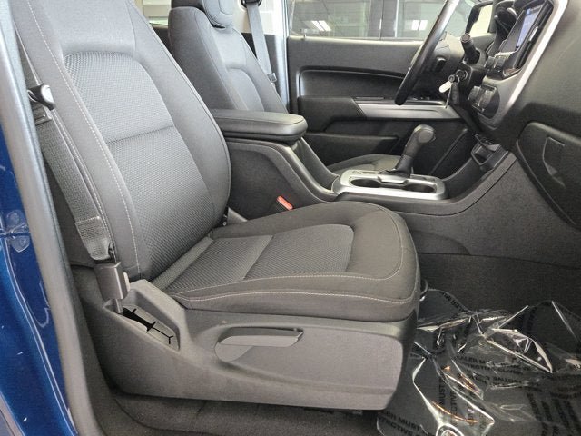 Used 2019 Chevrolet Colorado LT w/ LT Convenience Package AWD/4WD image 3