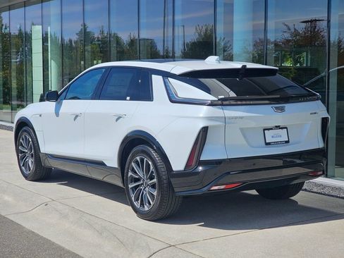 New 2026 Cadillac Lyriq Sport AWD/4WD image 3