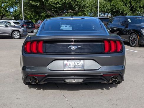 Used 2020 Ford Mustang Coupe RWD image 7