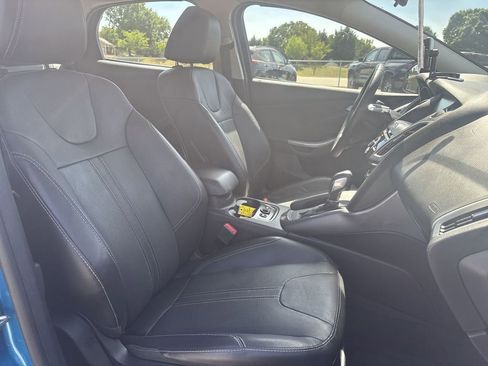 Used 2014 Ford Focus Titanium FWD image 26
