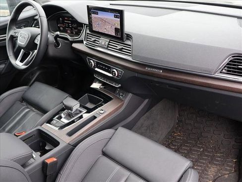 Used 2023 Audi Q5 2.0T Prestige w/ Prestige Package AWD/4WD image 18