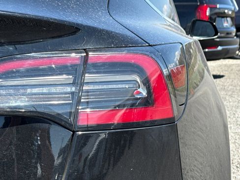 Used 2019 Tesla Model 3 Standard Range Plus RWD image 47
