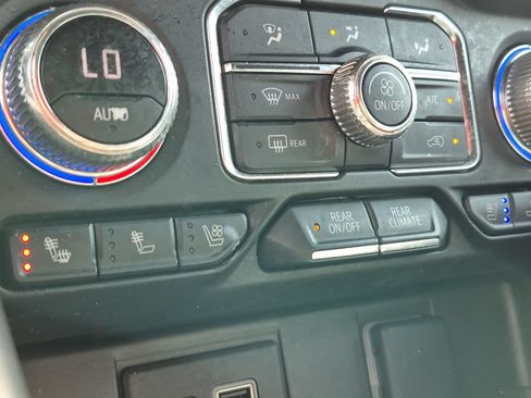 Used 2021 GMC Yukon SLT w/ SLT Luxury Plus Package RWD image 20