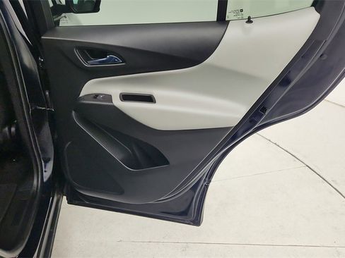 Certified 2020 Chevrolet Equinox LS w/ LS Convenience Package image 34